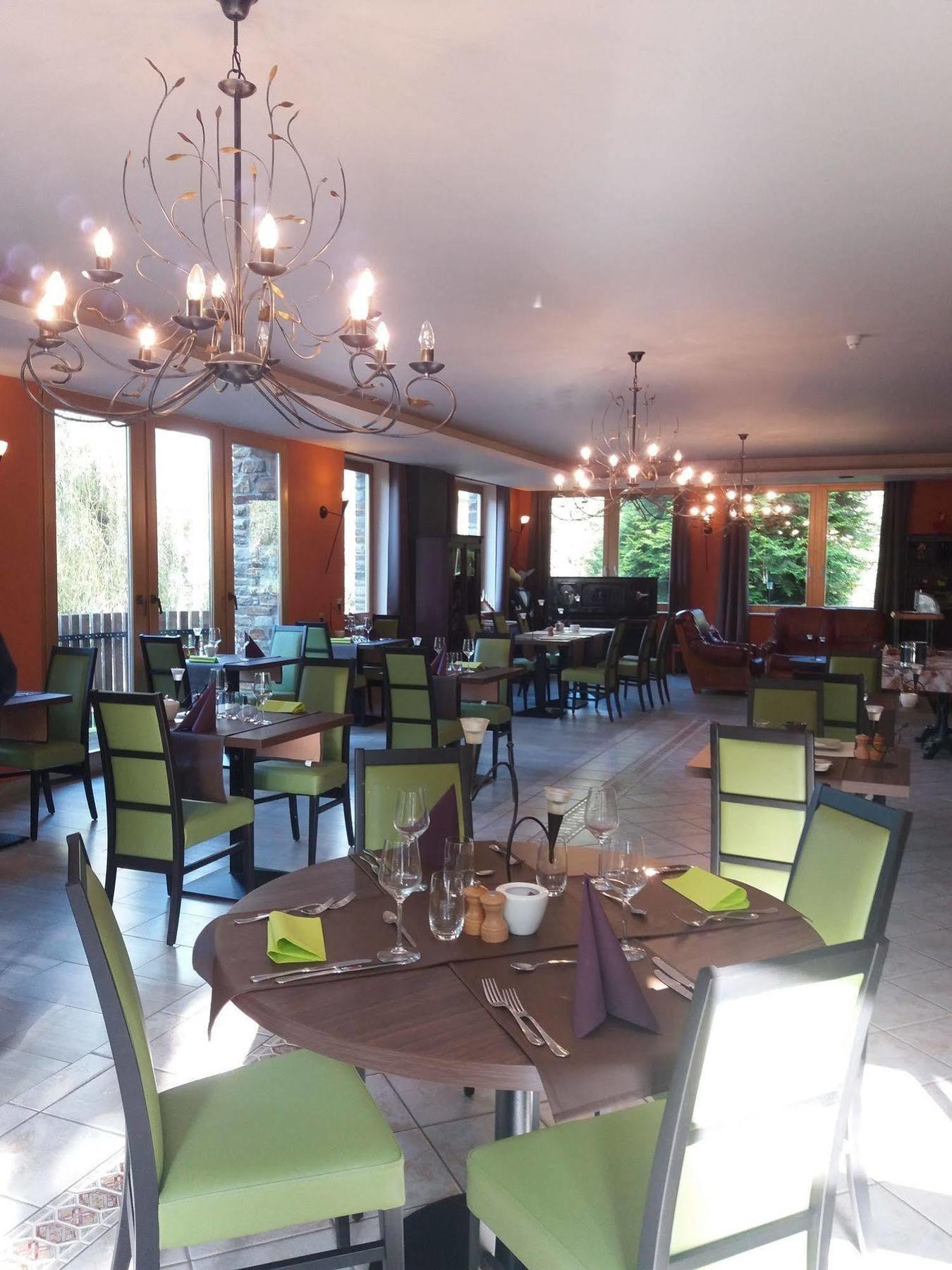 Hotel Les 5 Ourthes Houffalize Εξωτερικό φωτογραφία
